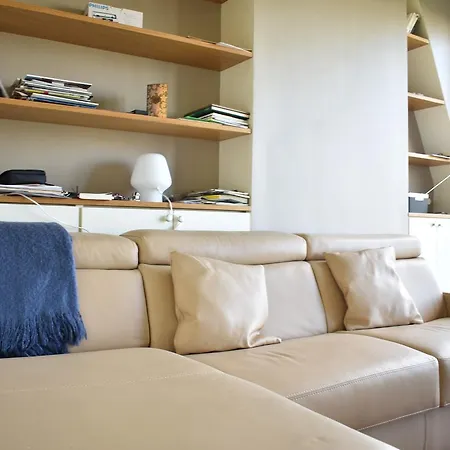 Апартаменты Fully Renovated Bright With High View Париж